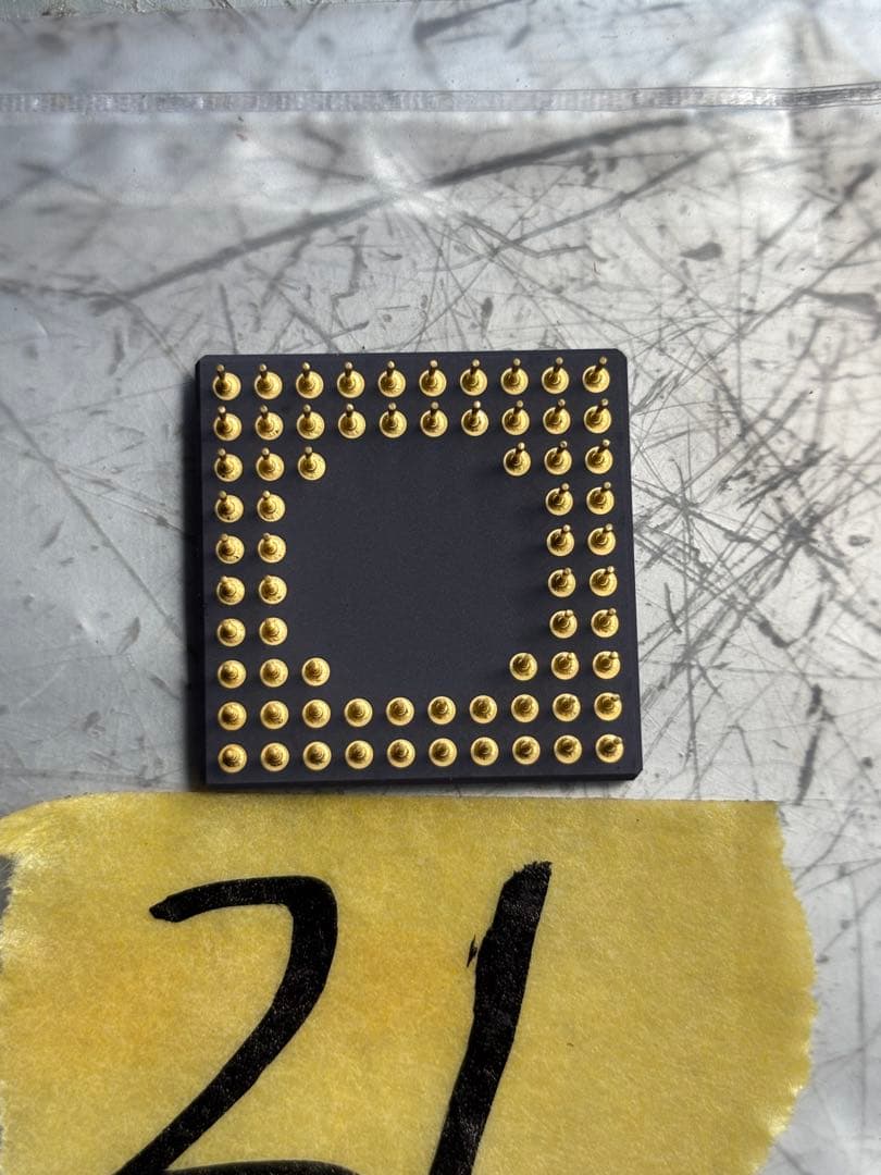 MC68882RC20A マイクロプロセッサ-MPU 68ピン。新品同様。未使用