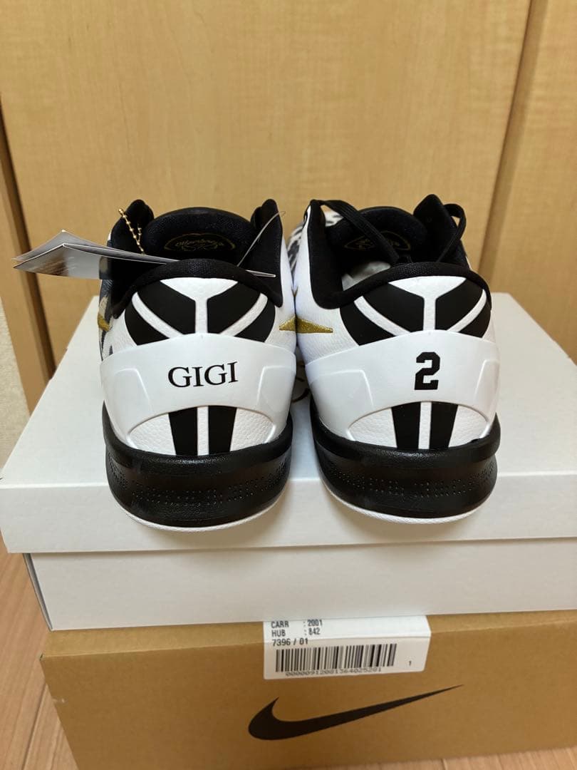 【新品未使用】Nike Kobe 8 Protro \"Mambacita\"