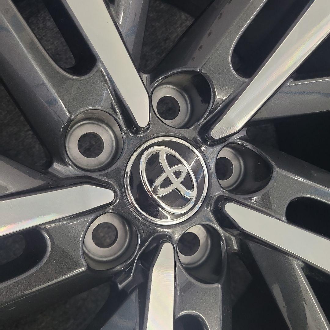 トヨタ カローラクロス 純正ホイール 18インチ 新車取り外し品