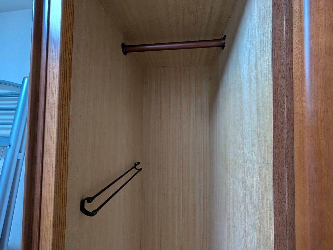 5月処分予定 送料のみ 木製タンス 3ドア 引き戸 大きな鏡付き