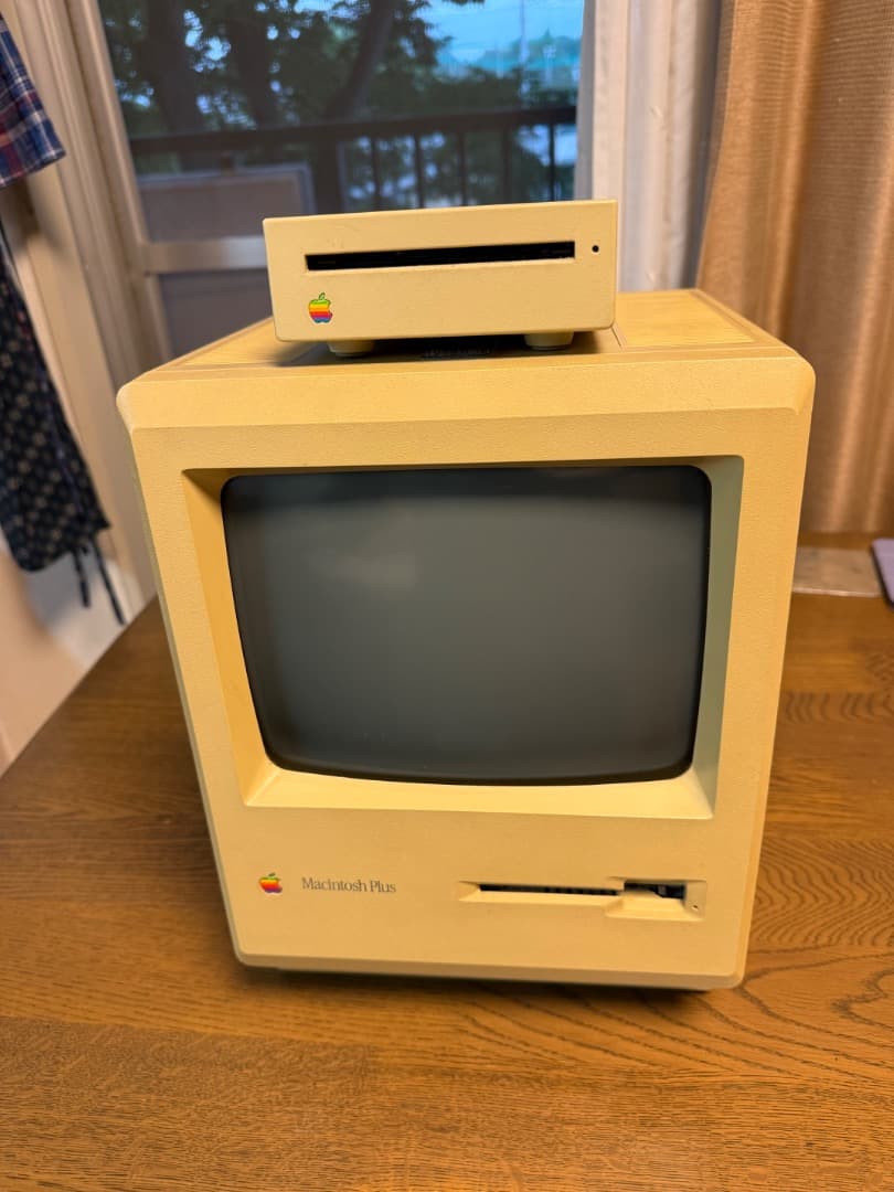 雪*風様 Apple Macintosh Plus 1Mb （動きません）