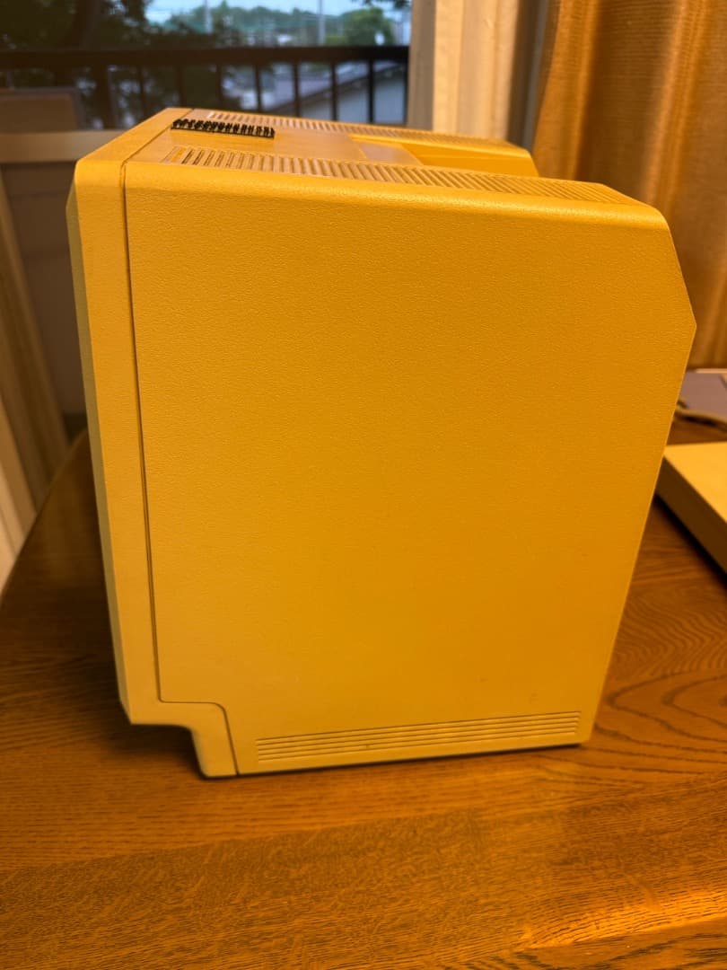 雪*風様 Apple Macintosh Plus 1Mb （動きません）