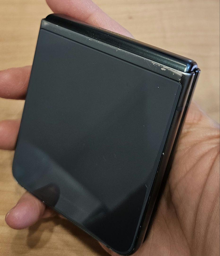 Galaxy z flip 3 海外版 香港版　グリーン