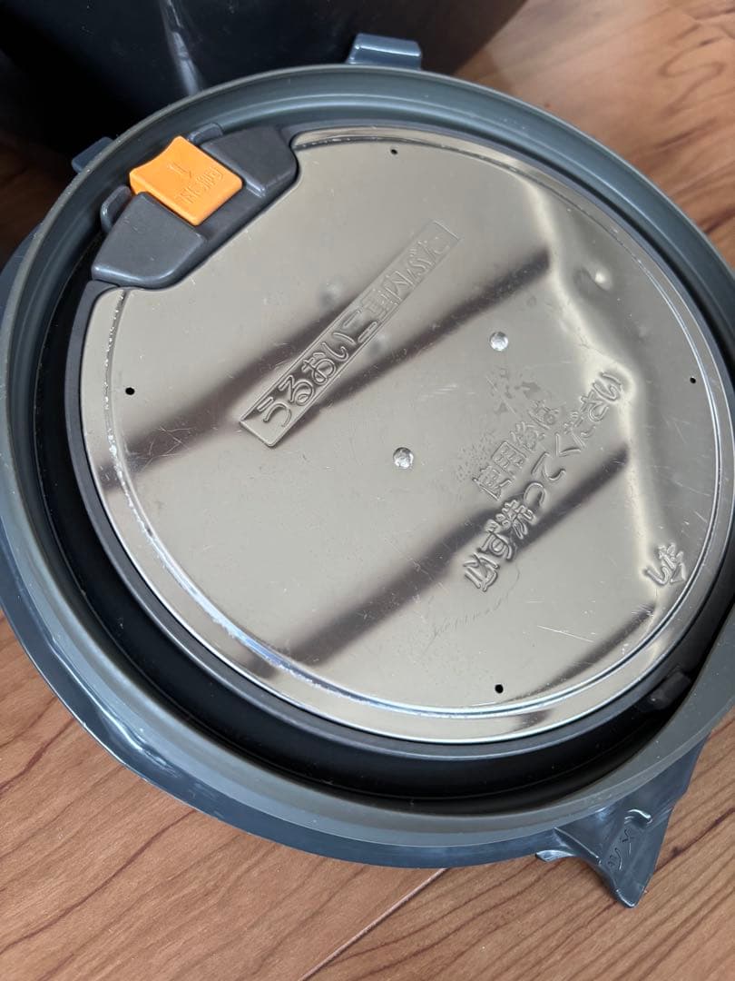 炊飯器 NW-AT10 南部鉄器　極め炊き　象印