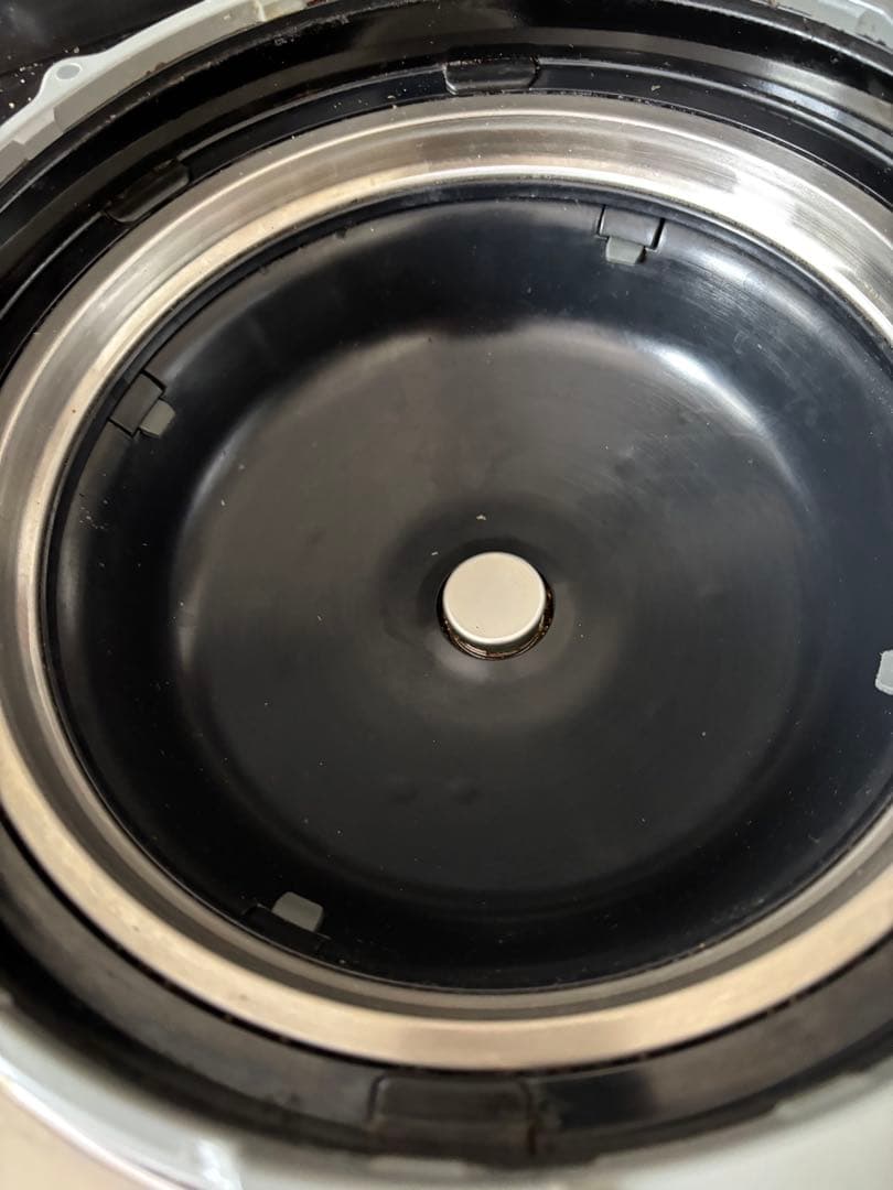 炊飯器 NW-AT10 南部鉄器　極め炊き　象印