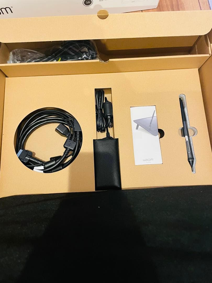 Wacom Cintiq DTK-1660/K0-DA 液晶ペンタブレット本体