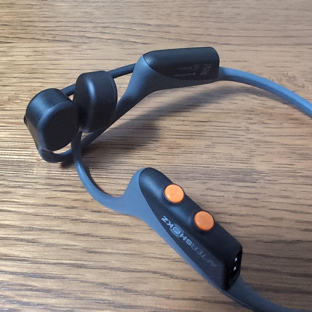 【AFTER SHOKZ】OPENCOMM 骨伝導イヤホン 専用ケース付き