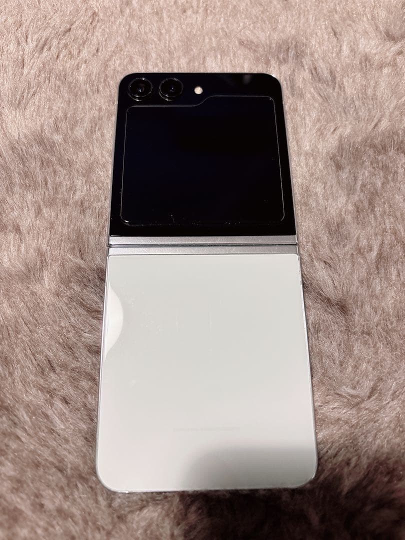 Samsung Galaxy Z Flip5 ジャンク