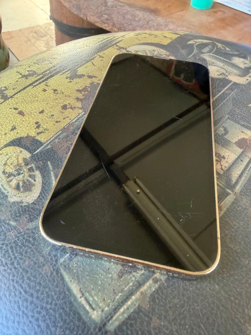 Apple iPhone 13 Pro 本体 ゴールド