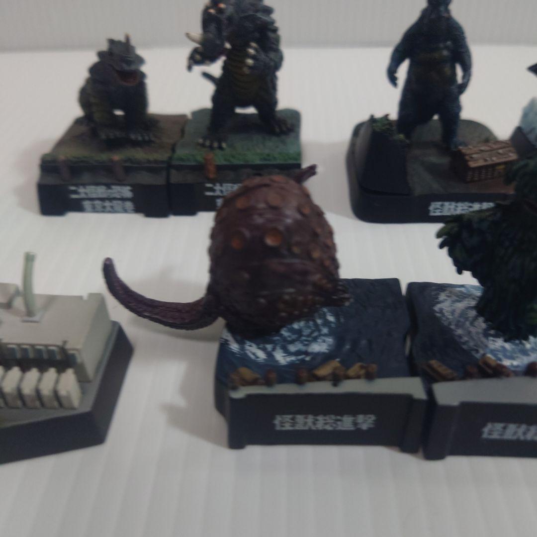 帰ってきたウルトラ怪獣名鑑　10個セット