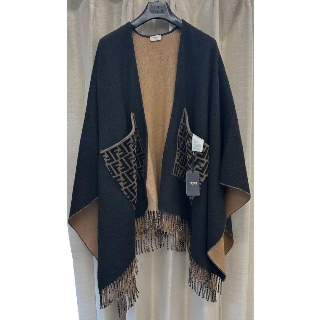 FENDI フェンディ　FF柄ポケット付カシミヤウールポンチョ　ケープ
