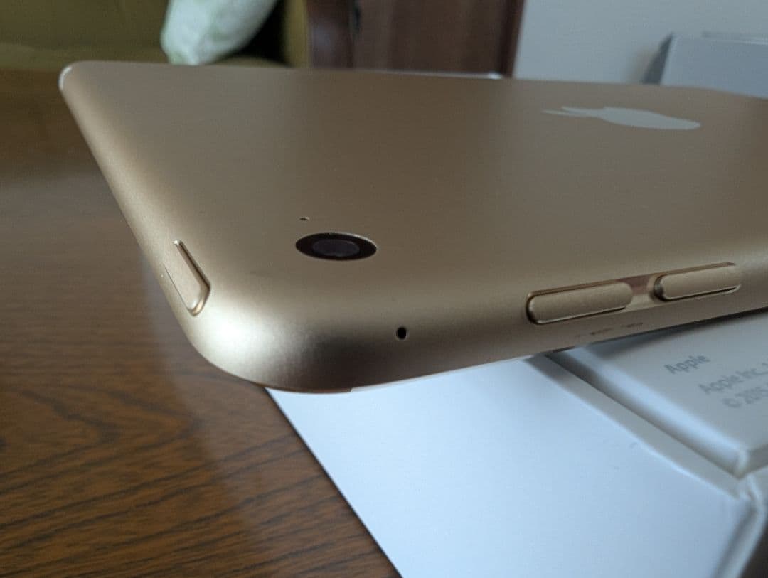 ipad mini4 専用充電器付き