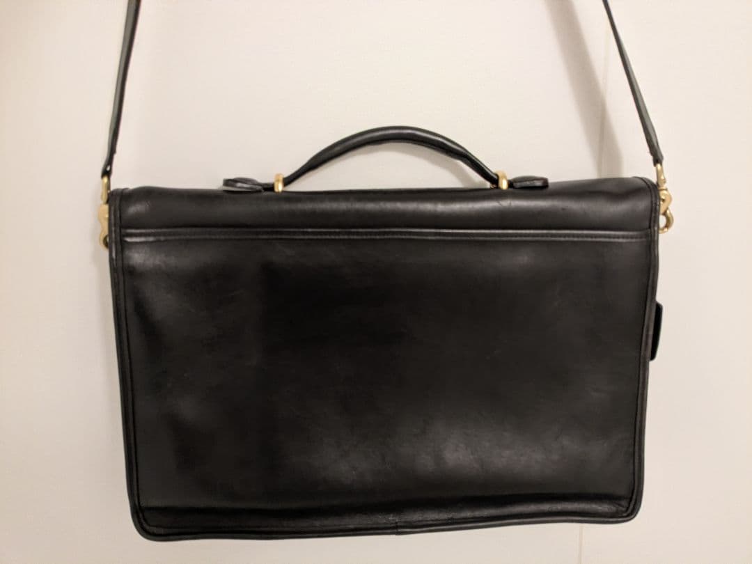 【オールドコーチ】 COACH レザーショルダーバッグ ブラック