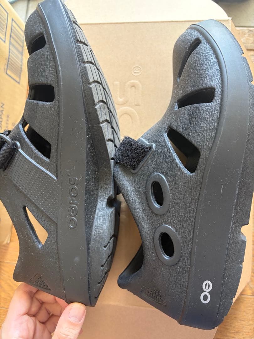 oofos oocandoo ウーフォス ウーキャンドゥ　25