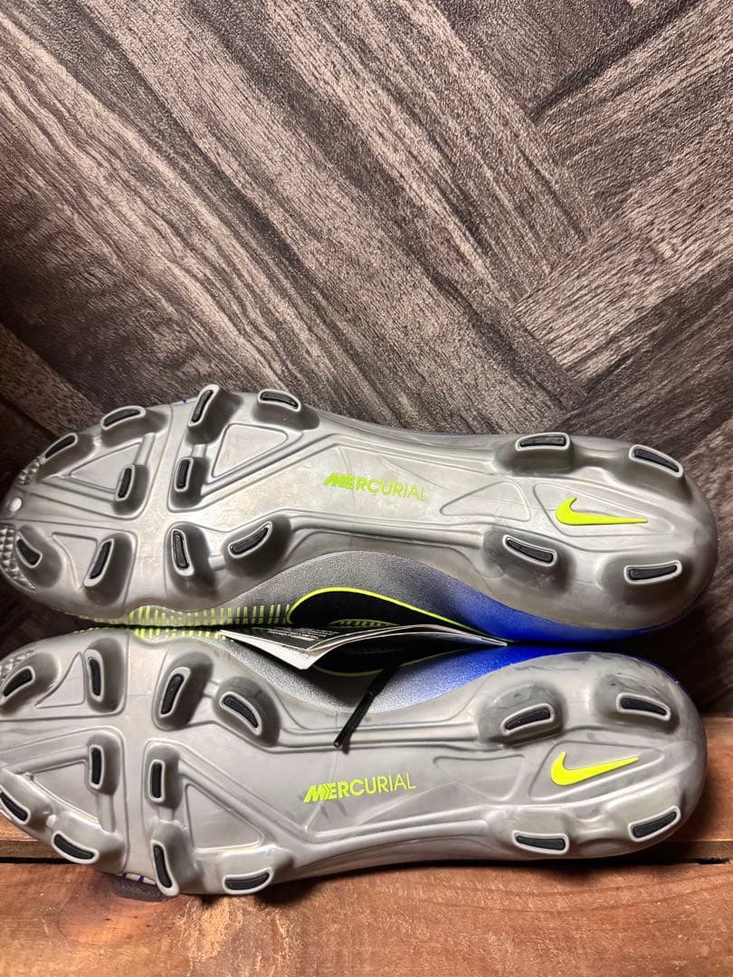 ナイキ マーキュリアル ベロチ III NJR HG-V(シルバー×ブルー)