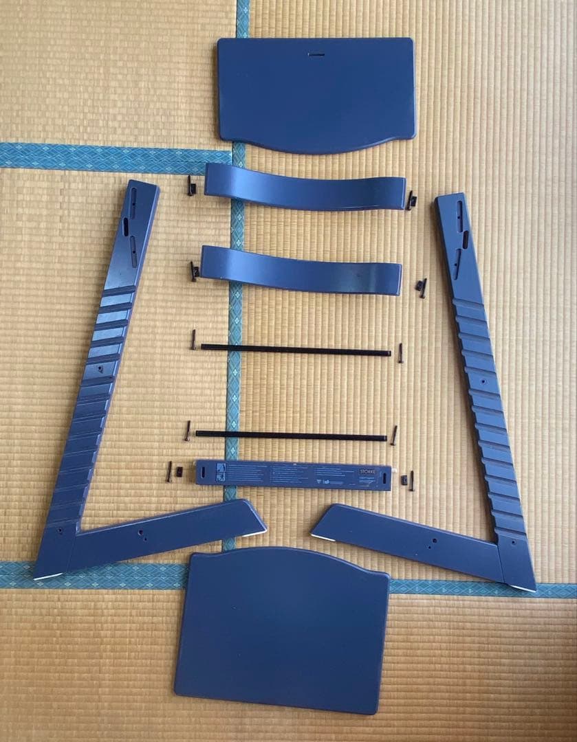 ストッケ ハイチェア トリップトラップ 背中サポート付き 限定色ダークブルー