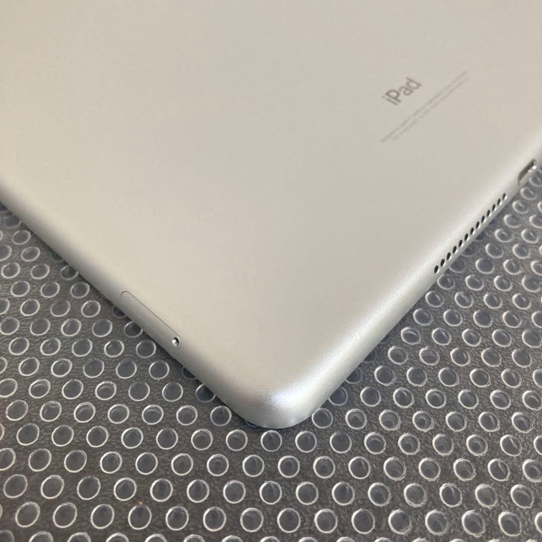3180【早い者勝ち】美品☆電池良好☆iPad5第5世代32GB SIMフリー☆
