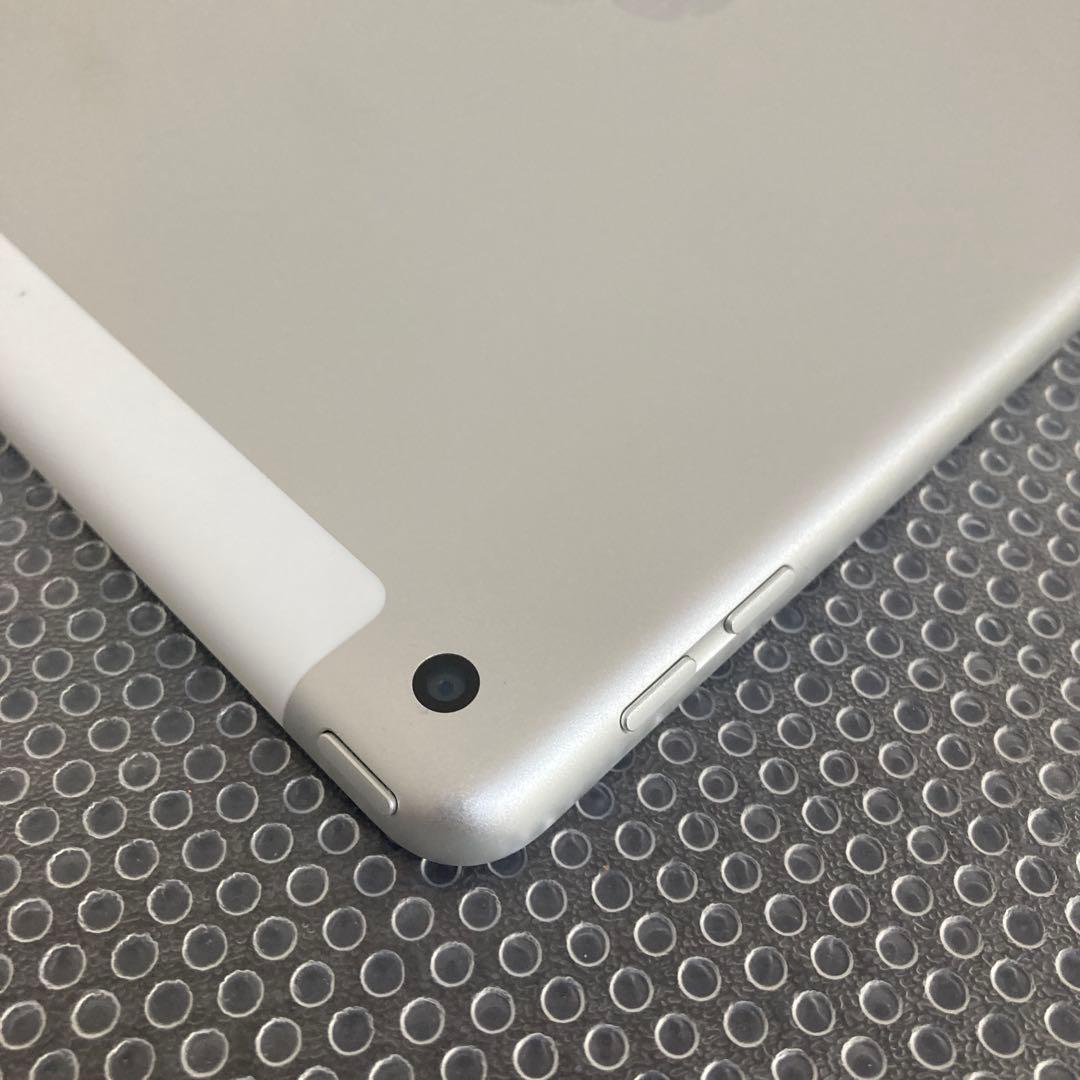 3180【早い者勝ち】美品☆電池良好☆iPad5第5世代32GB SIMフリー☆