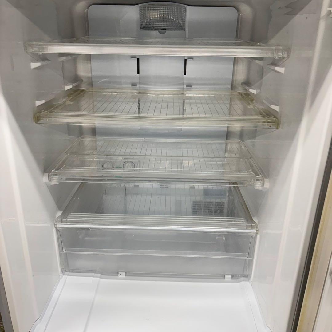 210 冷蔵庫　大型　保証込　大人気　格安　どっちもドア　SHARP イチオシ