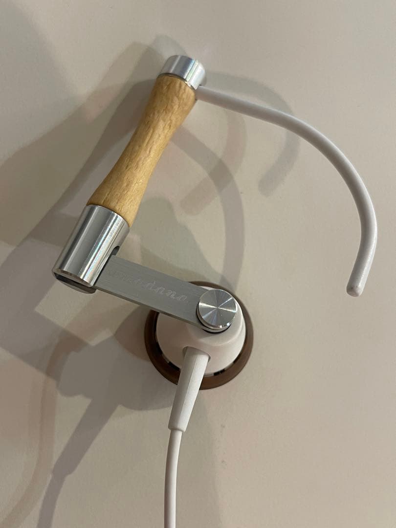 【希少品】amadana アマダナ　有線イヤホン PE-117 ホワイト