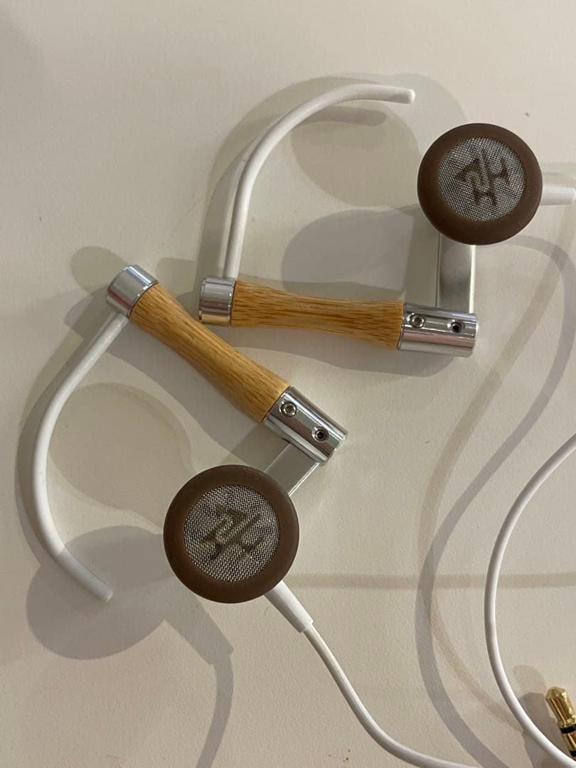 【希少品】amadana アマダナ　有線イヤホン PE-117 ホワイト