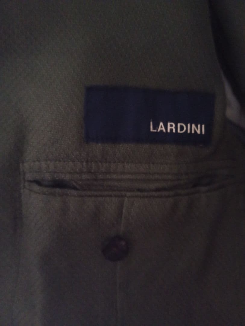 【最終値下げ】ラルディーニ　ジャケット　オリーブカーキ　コットン通年素材