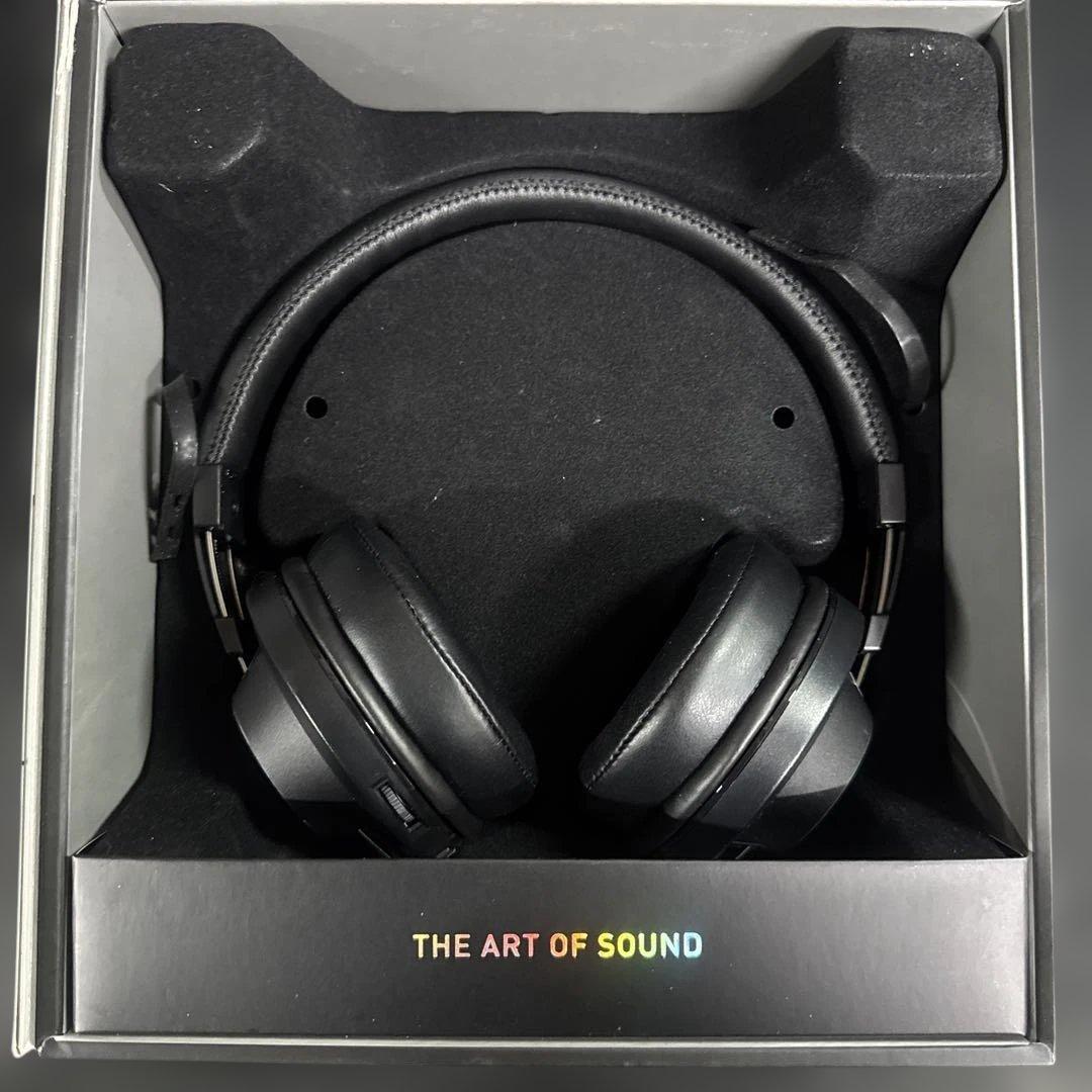 RAZER ADARO Black Bluetooth ヘッドフォン
