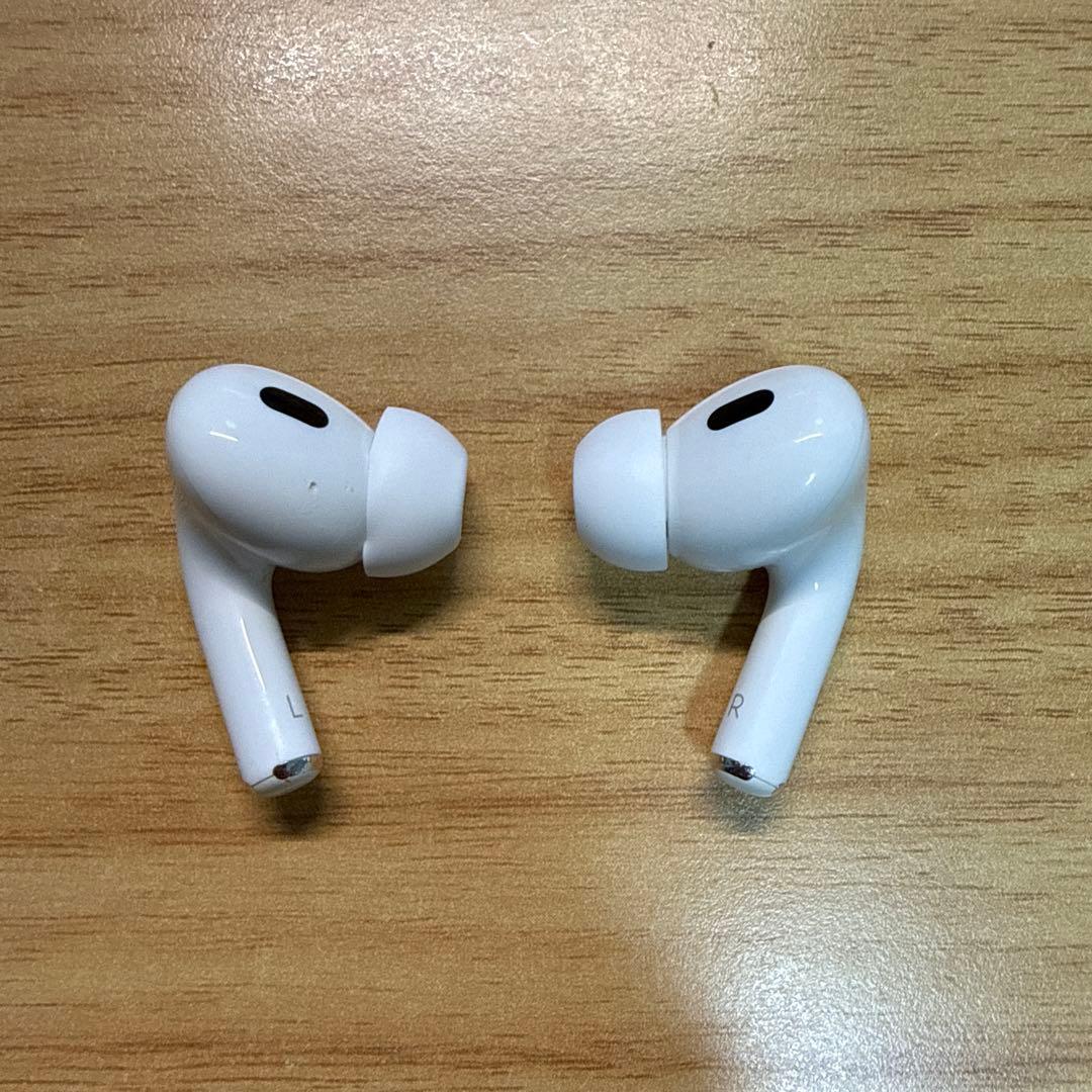 AirPods Pro 第2世代　Apple純正品　本体