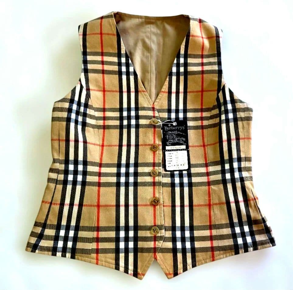 未使用品【バーバリー】リバーシブルベスト　ベージュ×ノバチエックチェック柄 М