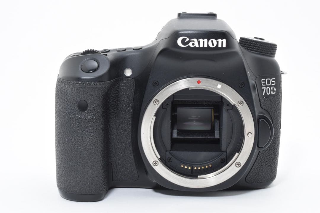 デジタル一眼レフカメラ/Canon EOS 70D標準&望遠ダブルレンズセット