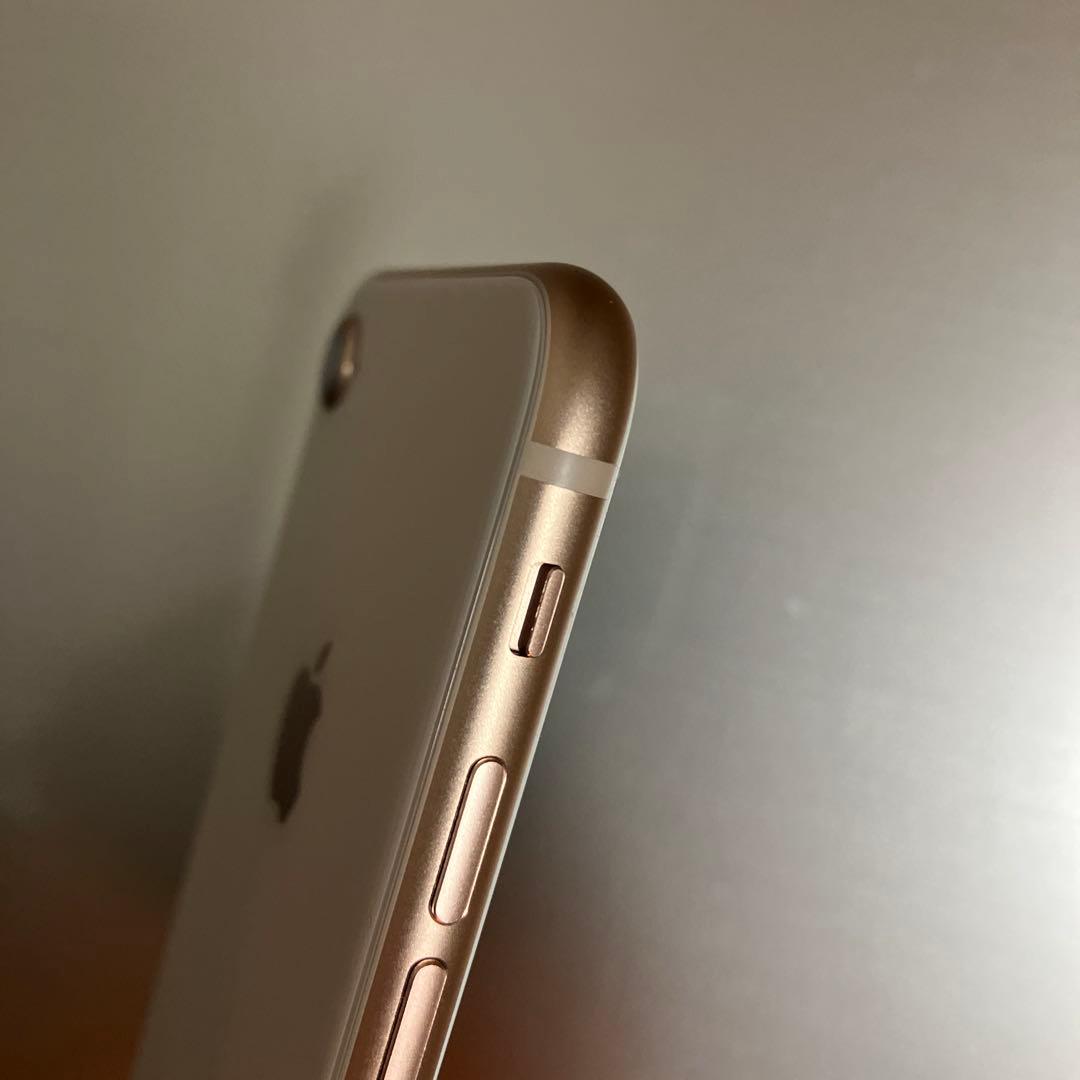 スマートフォン本体 Apple iPhone 8 (MQ7A2J/A)