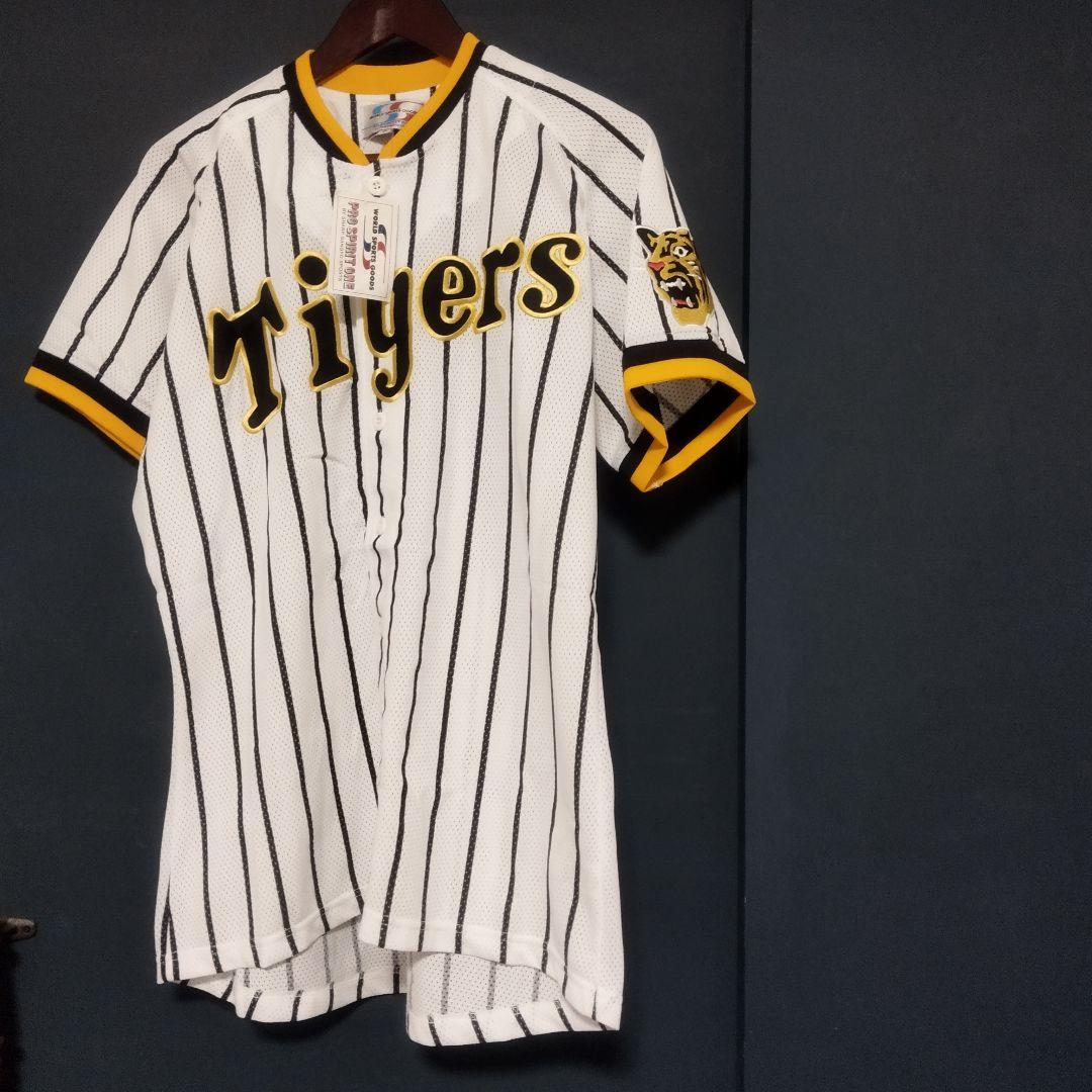 未使用　タグ付　復刻　阪神タイガース　ユニフォーム　Lサイズ 当時　刺繍　ホーム