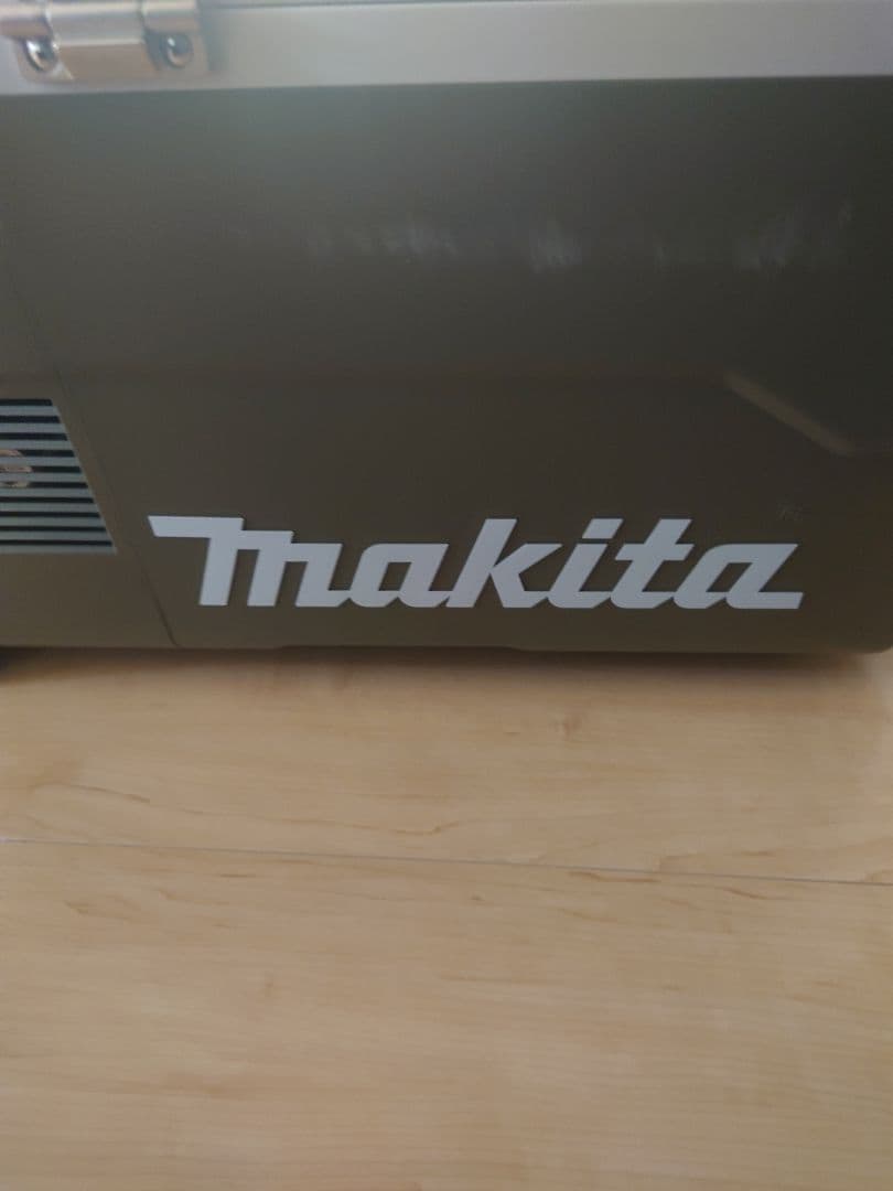 Makita XGT 大容量冷蔵庫　最終値下げ