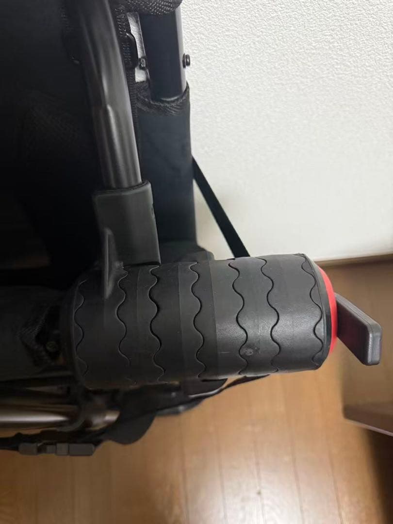 Next Level Racing F-GT Lite レーシングコックピット