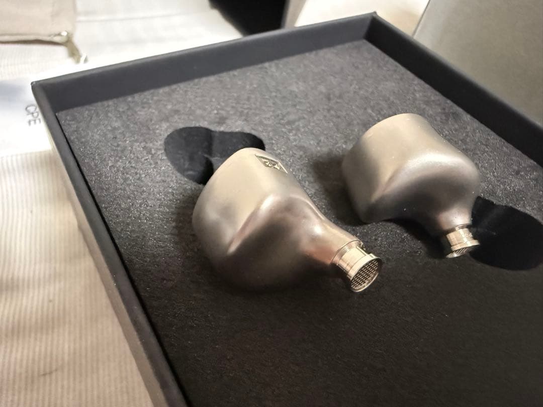 イヤホン Melodic artification Alter EGO