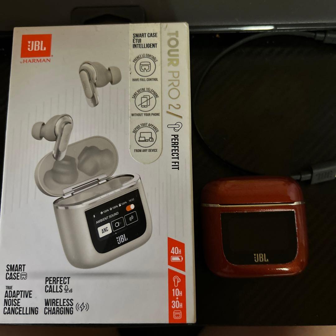 イヤホン jbl tour pro 2