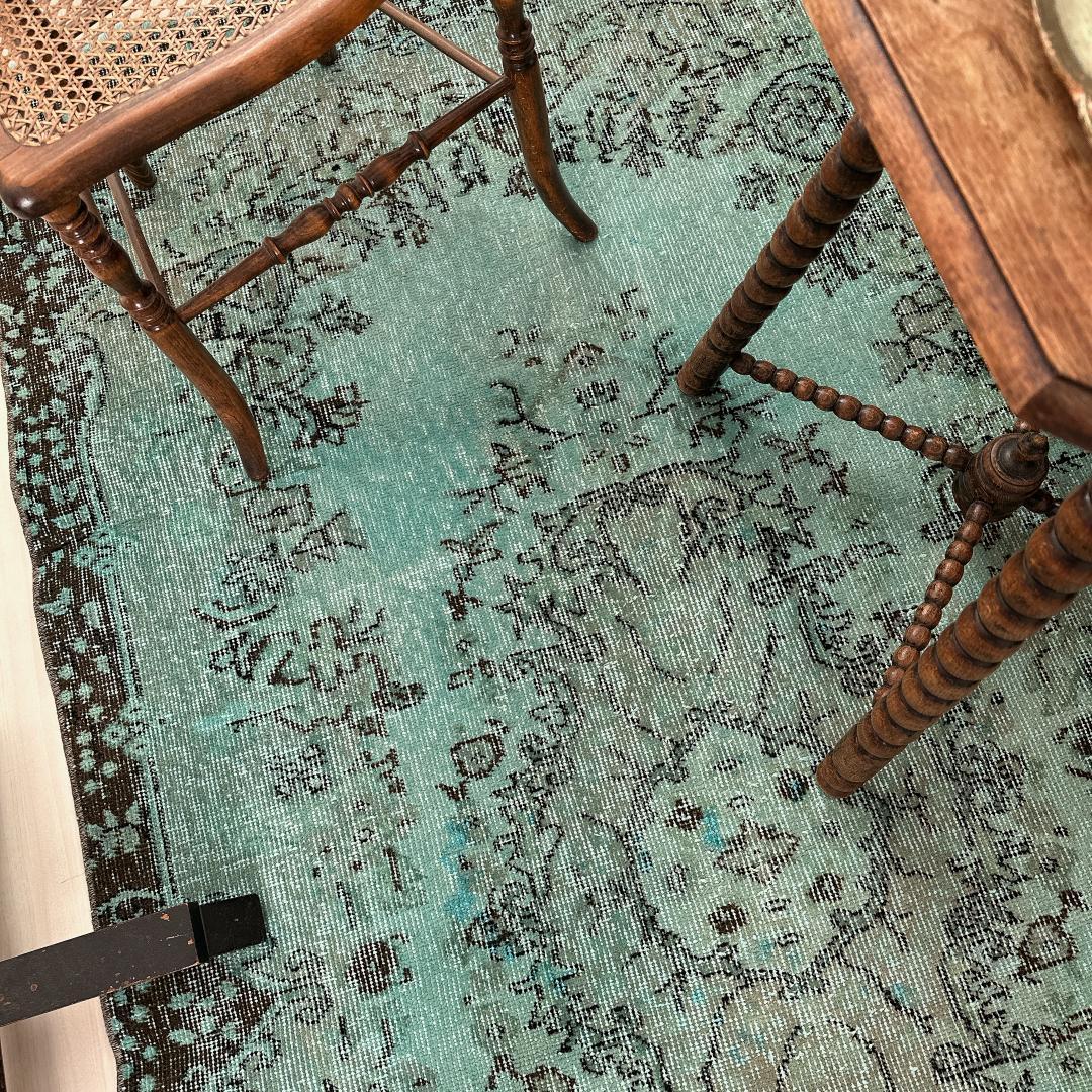 トルコ ヴィンテージラグ A105 定番柄 ターコイズブルー オーバーダイ