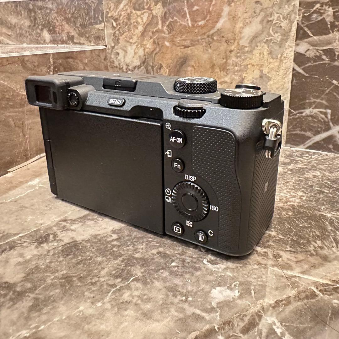 Sony α7cフルサイズミラーレス一眼カメラFE35mmソニー純正レンズセット