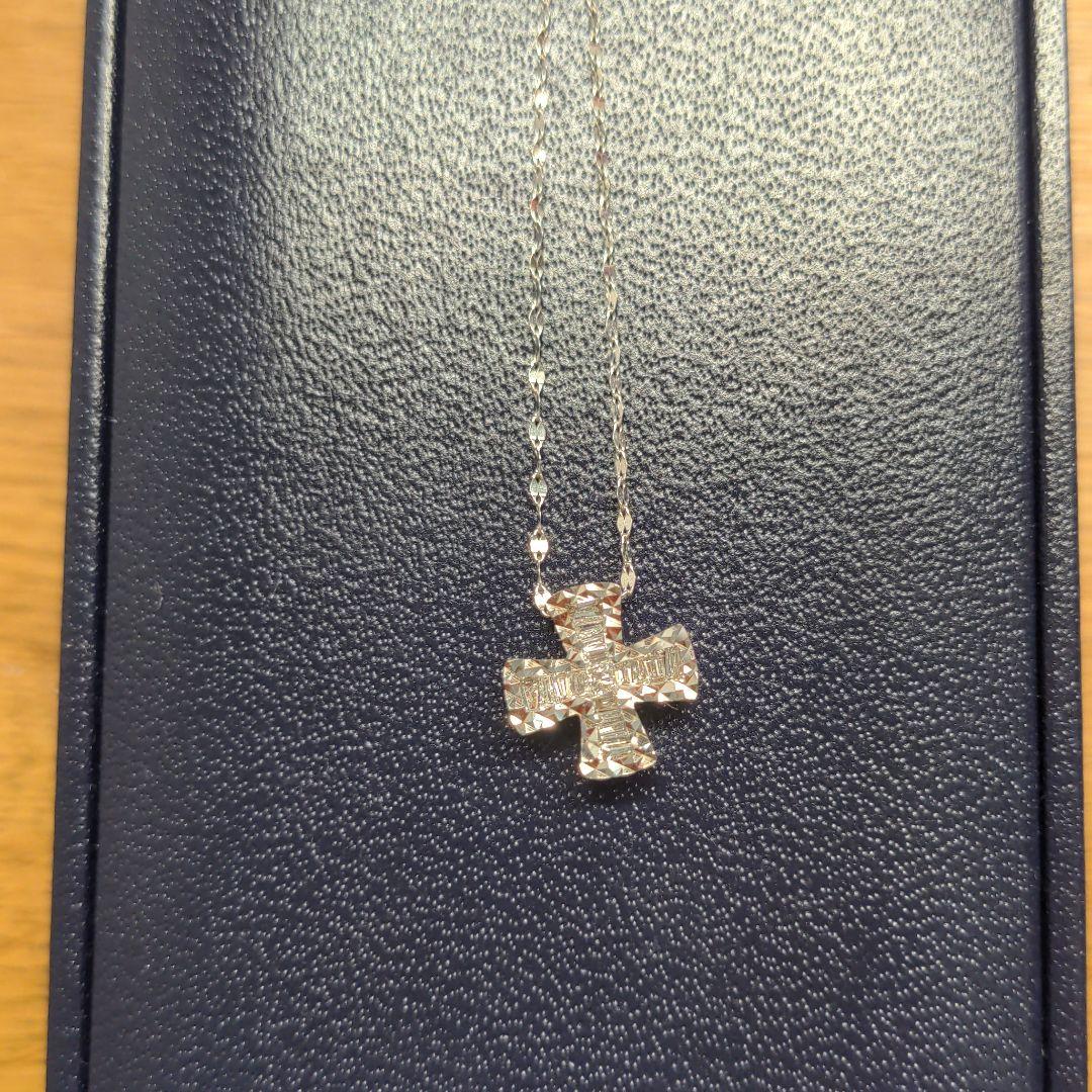 18金テーバーダイヤモンドクロスネックレス0.2ctup