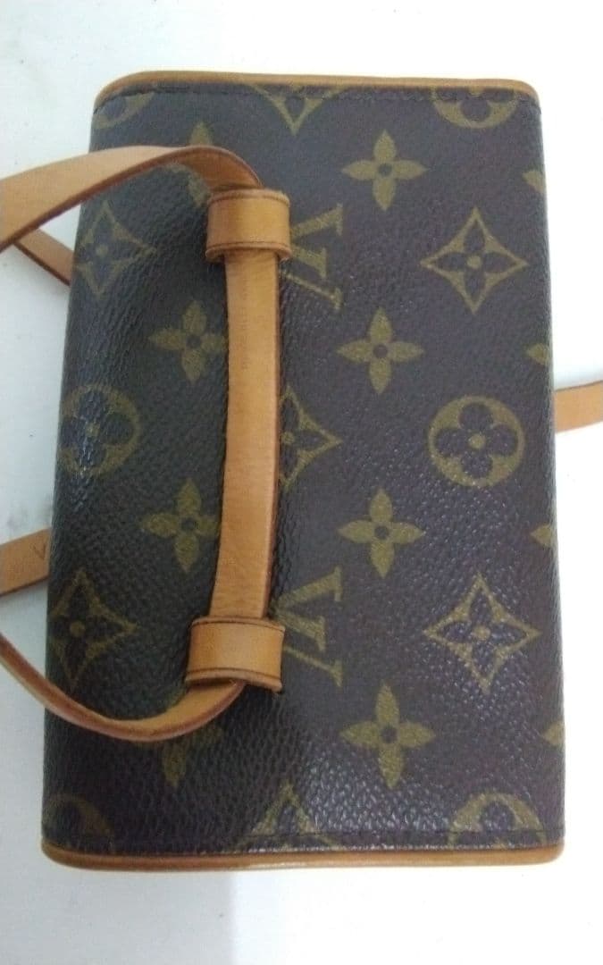 ヴィトン　ウェストポシェット