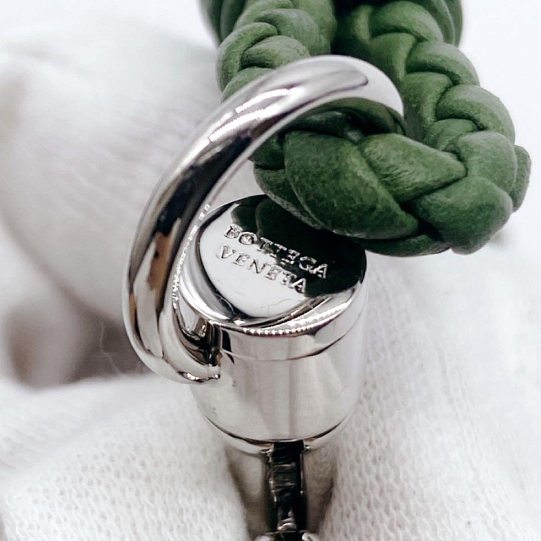 未使用級✨ボッテガヴェネタ　ロングレザーチャーム　編み込み　グリーン