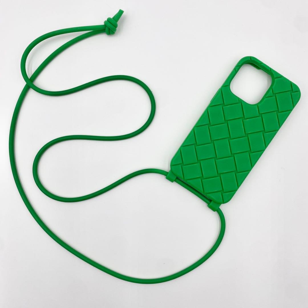 【極美品】ボッテガヴェネタ iPhone15Pro ケース ストラップ グリーン