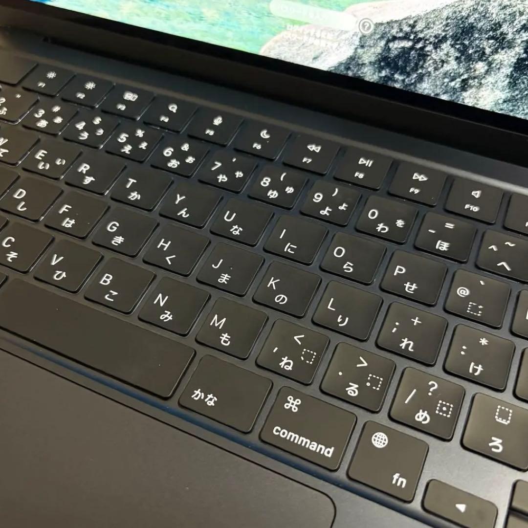 バッテリー99% 美品 Apple MacBook Air M2 13.6