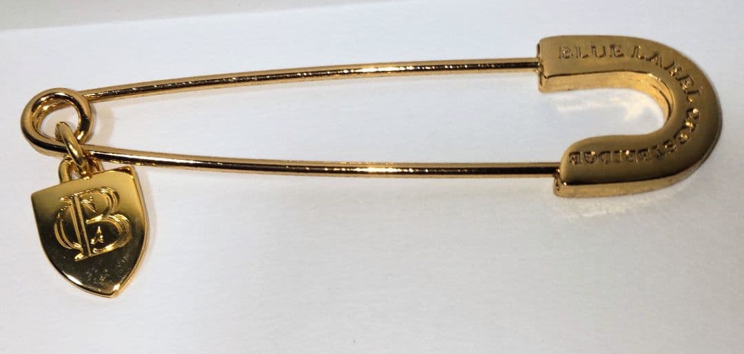 ブルーレーベルクリストブリッジ ポンチョ ピン付き ウール100% チェック 赤