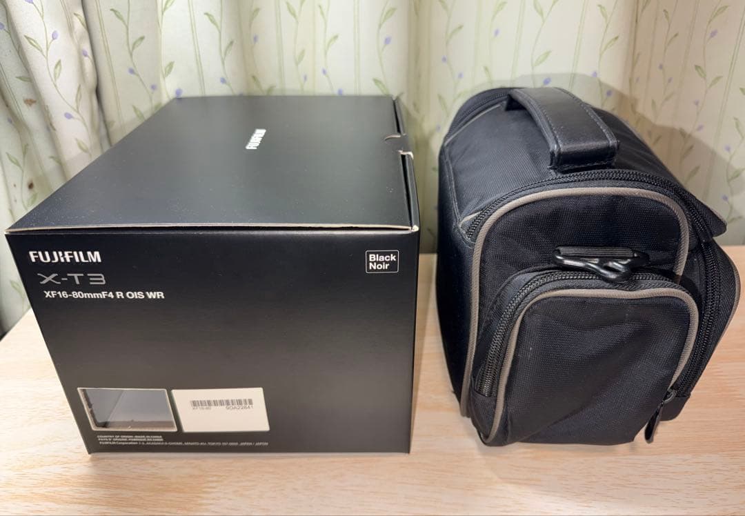 FUJIFILM X-T3 一眼レフ XF16-80mmF4レンズ　フジフィルム