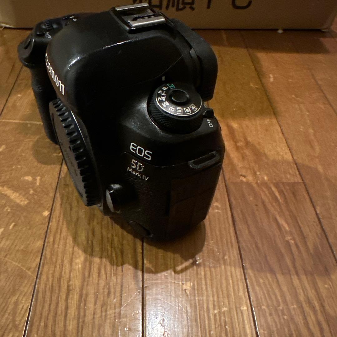 デジタルカメラ Canon EOS 5D Mark IV /EF 35-80mm1:4.-5.6