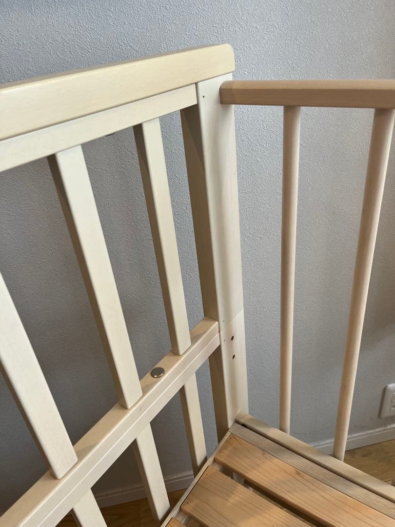 familiar ベビーベッド ホワイトアッシュカラー　ファミリア