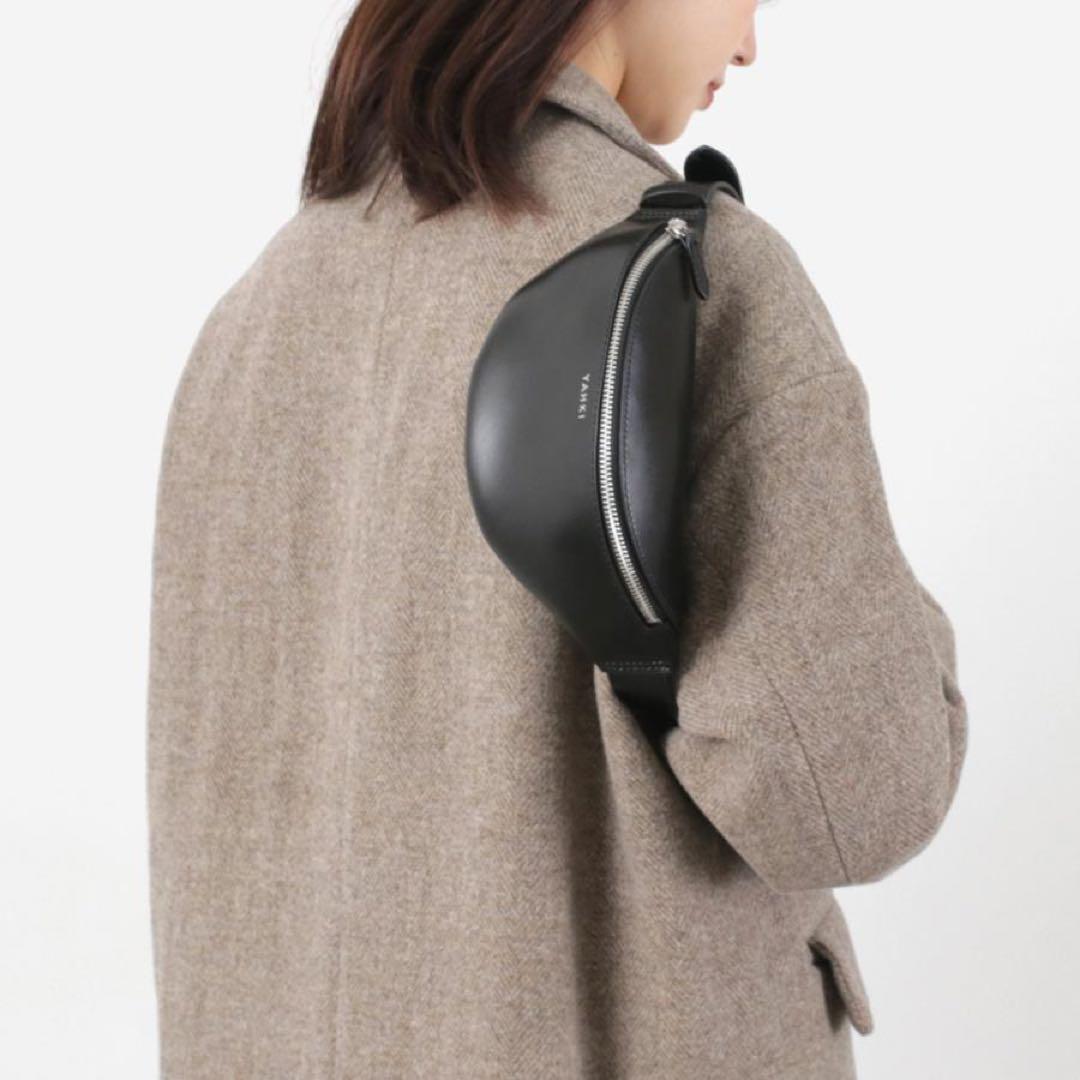 バッグ YAHKI Soft W Face Cross Body Bag