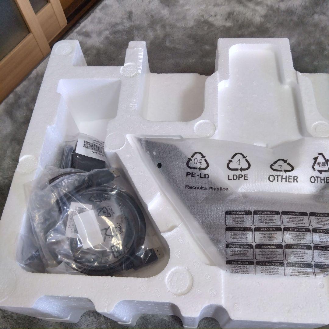 【極美品】GIGABYTE M27Q ゲーミングモニター 付属品 完品