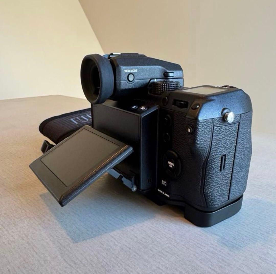 【arki】Fujifilm GFX 50S ミラーレス一眼 本体と付属品